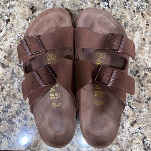 Women’s Arizona Birkenstocks size 38